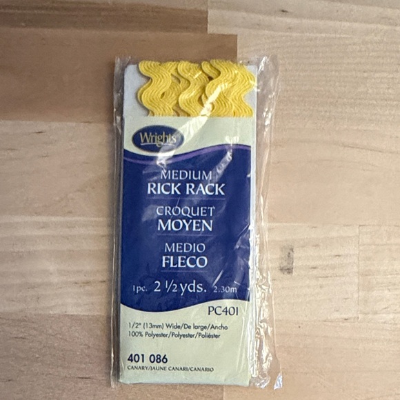 Simplicity Red and Multicolor Rick Rack Collection - Picture 2 of 6